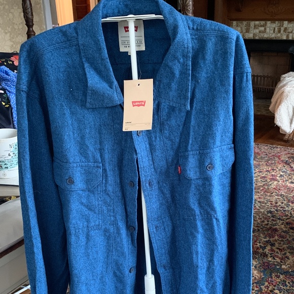 Men’s 100 percent cotton Levi’s button down. NWT. Retail 59.50‎ - Picture 1 of 6